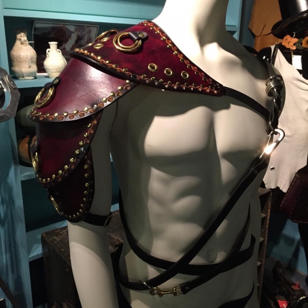 Shoulder Armor - McFarland Leather - Handmade Leather Gear
